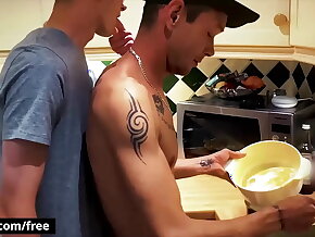 Tattooed British Vers Couple (Mickey Taylor, Ronnie Stone) Fuck Bareback And Cum - Bromo