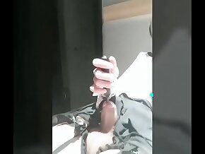 jk伪娘电击抽插眼棒，解锁新装扮